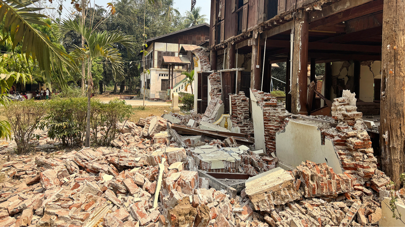 Trận động đất 7.9 mạnh mẽ xảy ra tại Myanmar video poster