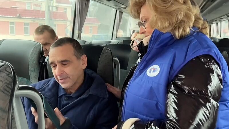 Nga, Ukraine Trao Đổi 372 Tù Binh Trong Cuộc Trao Đổi Mới Nhất