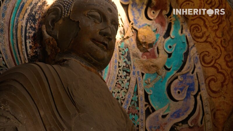 Ánh sáng độc đáo trong hang Đa Phật: Vầng sáng, Ngọc trai & Rồng lửa