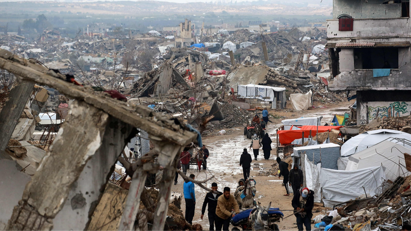 Căng thẳng leo thang: Cuộc xâm lược trên bộ tại Gaza đang diễn ra video poster