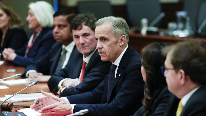 Carney bác bỏ các lời đe dọa sáp nhập, ưu tiên cuộc chiến thuế quan Carney bác bỏ các lời đe dọa sáp nhập, ưu tiên cuộc chiến thuế quan