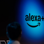NYZMIWTI3LTC0B81EH7I - Thế Giới Trong Tầm Tay Amazon Nâng Cấp Alexa: Tùy Chọn Quyền Riêng Tư Bị Loại Bỏ Trong Lúc Thúc Đẩy AI