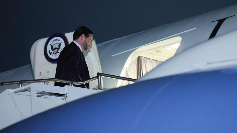 Bài phát biểu của Vance tại MSC gây tranh cãi về nền dân chủ châu Âu