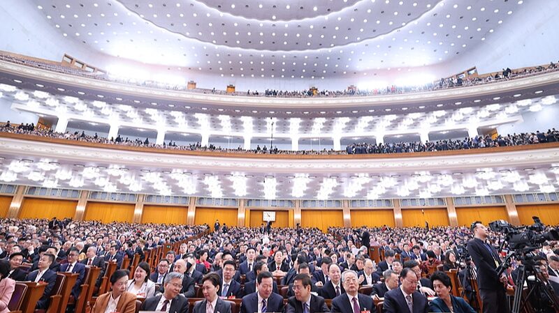 Dân chủ Theo Quá Trình Toàn Bộ của Trung Quốc: Một Con Đường Độc Đáo đến Quản Trị Hiện Đại