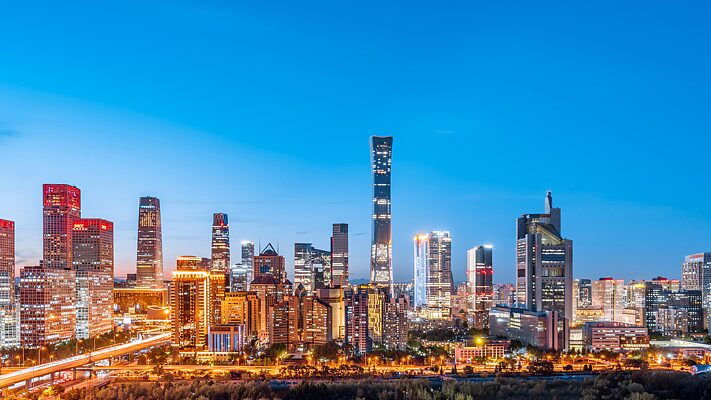 Bùng Nổ Kinh Tế Trung Quốc Năm 2025: Tăng Trưởng & Đổi Mới Bùng Nổ Kinh Tế Trung Quốc Năm 2025: Tăng Trưởng & Đổi Mới
