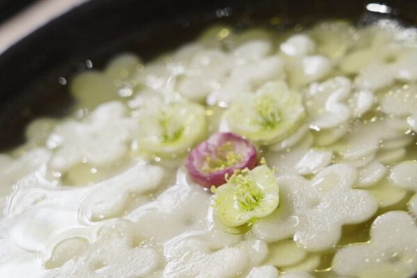 Hương Vị Cổ Xưa & Xu Hướng Hiện Đại: Khám Phá Di Sản Văn Hóa