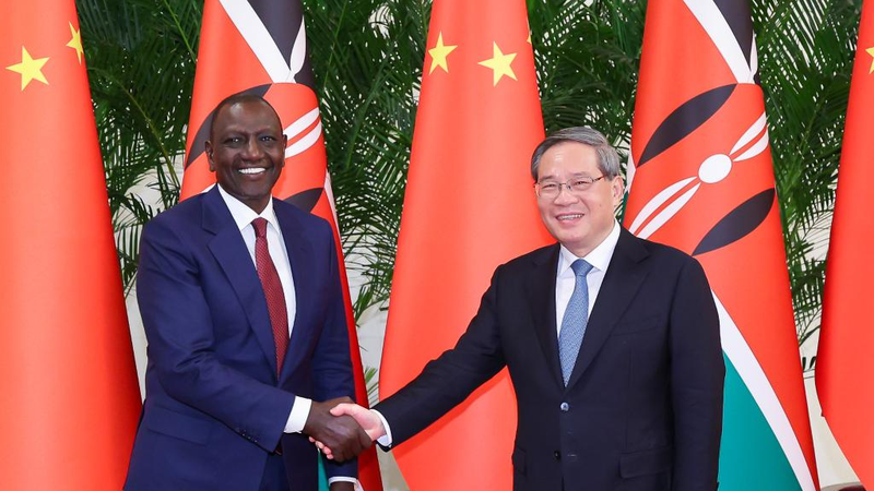 Li Qiang Gặp Tổng thống Kenya để Thúc Đẩy Quan hệ Toàn cầu Li Qiang Gặp Tổng thống Kenya để Thúc Đẩy Quan hệ Toàn cầu