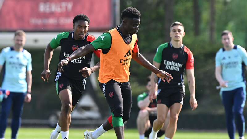 Arsenal sẵn sàng đối đầu PSG tại bán kết Champions League