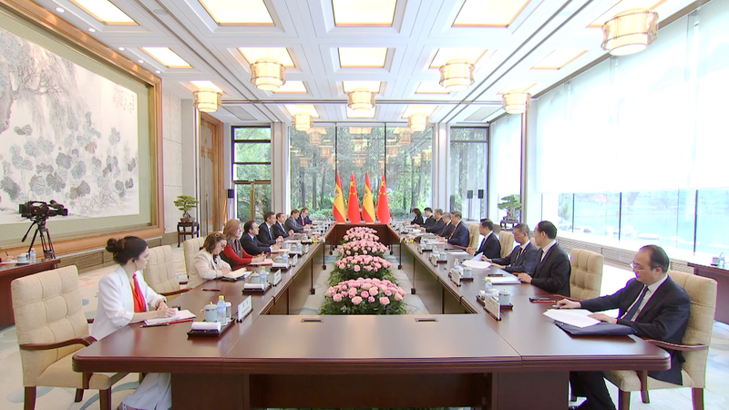 Trung Quốc, Tây Ban Nha Củng Cố Mối Quan Hệ Bền Vững, Đôi Bên Cùng Có Lợi Trung Quốc, Tây Ban Nha Củng Cố Mối Quan Hệ Bền Vững, Đôi Bên Cùng Có Lợi video poster