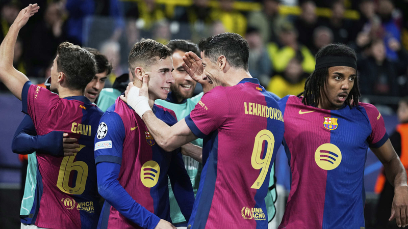 Barcelona và PSG Giành Vé Vào Bán Kết Champions League Barcelona và PSG Giành Vé Vào Bán Kết Champions League