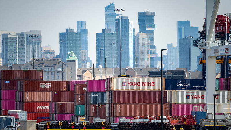 K0YX26BC2NTRWI6VDRQE - Thế Giới Trong Tầm Tay Thực tế thương mại Hoa Kỳ: Thặng dư dịch vụ so với khó khăn từ thuế quan