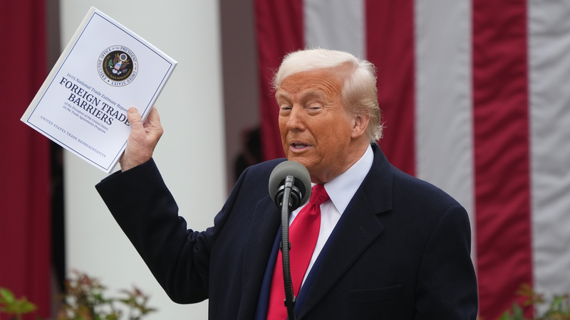 Canh bạc thuế của Trump: Phương pháp hay sự điên rồ?