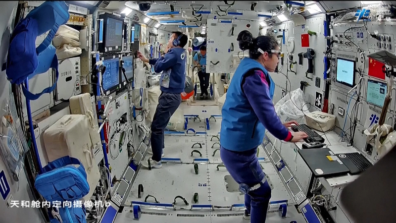 MI9V6NJ0HL1NL2WO8OKK - Thế Giới Trong Tầm Tay Phi hành đoàn Shenzhou-19 trở về Trái Đất sau 150 ngày trong không gian