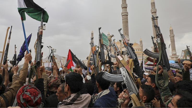 Houthis tuyên bố tấn công máy bay không người lái ở Tel Aviv để ủng hộ Gaza Houthis tuyên bố tấn công máy bay không người lái ở Tel Aviv để ủng hộ Gaza