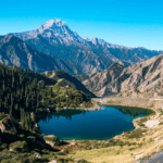 08VSO2DENDKAUAS3YN2Z - Thế Giới Trong Tầm Tay Đường cao tốc Duku mở lại: Trải nghiệm bốn mùa trong một ngày video poster