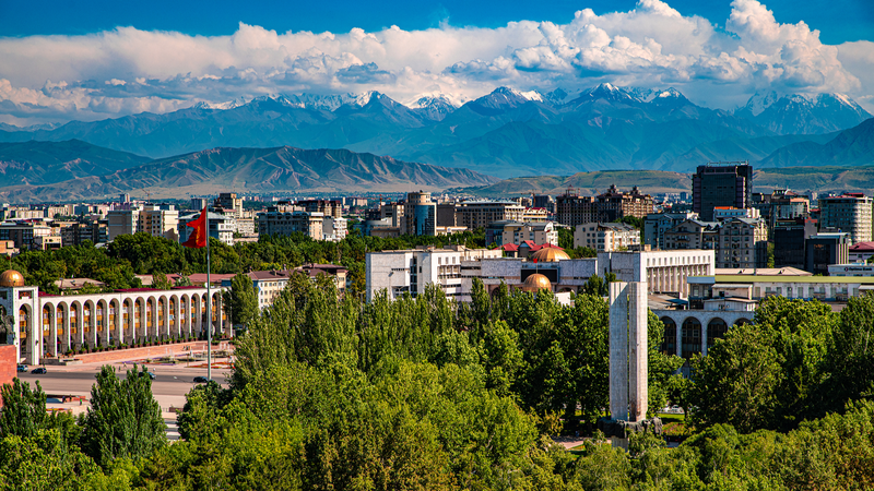 Bishkek: Cửa ngõ đến Thiên nhiên & Di sản tại Trung Á Bishkek: Cửa ngõ đến Thiên nhiên & Di sản tại Trung Á