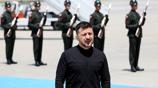 Zelenskyy ở Ankara giữa các cuộc đàm phán hòa bình được nối lại Zelenskyy ở Ankara giữa các cuộc đàm phán hòa bình được nối lại