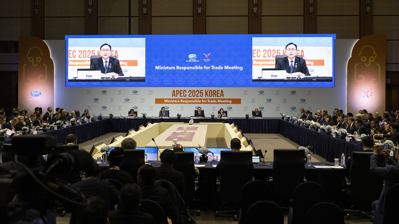 Bộ trưởng Thương mại APEC họp tại Jeju trong bối cảnh thách thức kinh tế Bộ trưởng Thương mại APEC họp tại Jeju trong bối cảnh thách thức kinh tế