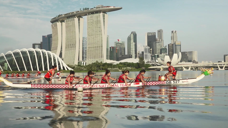 Phụ nữ chèo thuyền rồng Singapore đua đến vinh quang toàn cầu Phụ nữ chèo thuyền rồng Singapore đua đến vinh quang toàn cầu video poster