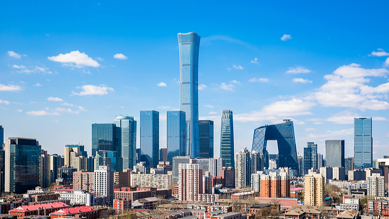 Phó Thủ tướng Trung Quốc gặp lãnh đạo ADIA UAE tại Bắc Kinh