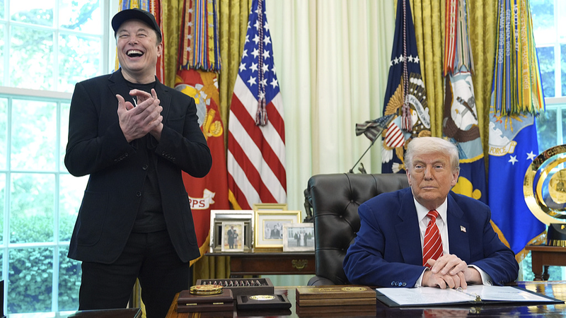 Trump ca ngợi Musk & DOGE trong buổi chia tay khác thường tại Phòng Bầu dục Trump ca ngợi Musk & DOGE trong buổi chia tay khác thường tại Phòng Bầu dục