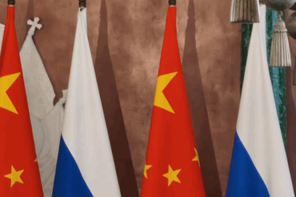Xi & Putin Ký Tài Liệu Hợp Tác tại Moscow Xi & Putin Ký Tài Liệu Hợp Tác tại Moscow
