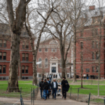 Thẩm phán chặn nỗ lực của Trump về sinh viên quốc tế