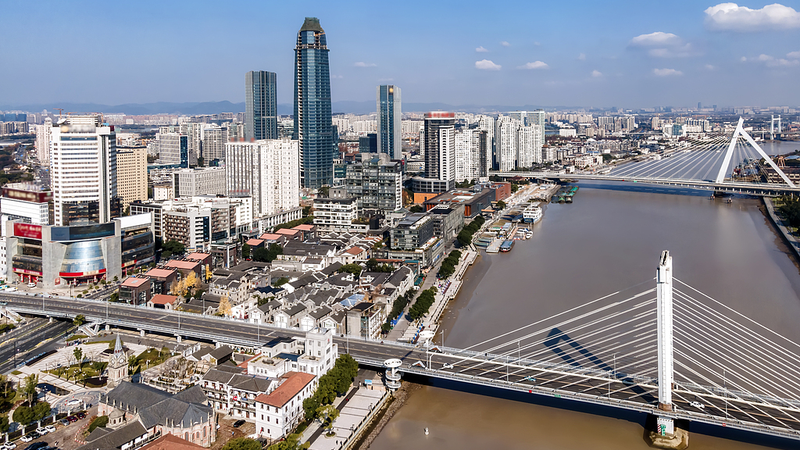 Sanjiangkou: Nơi Lịch Sử Gặp Gỡ Nhịp Sống Hiện Đại ở Ningbo video poster