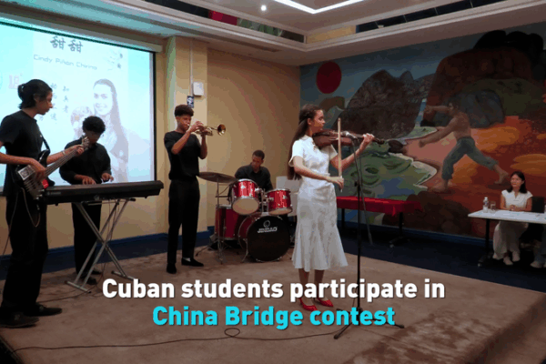 Sinh viên Cuba tỏa sáng tại cuộc thi Cầu Trung Quốc Sinh viên Cuba tỏa sáng tại cuộc thi Cầu Trung Quốc video poster