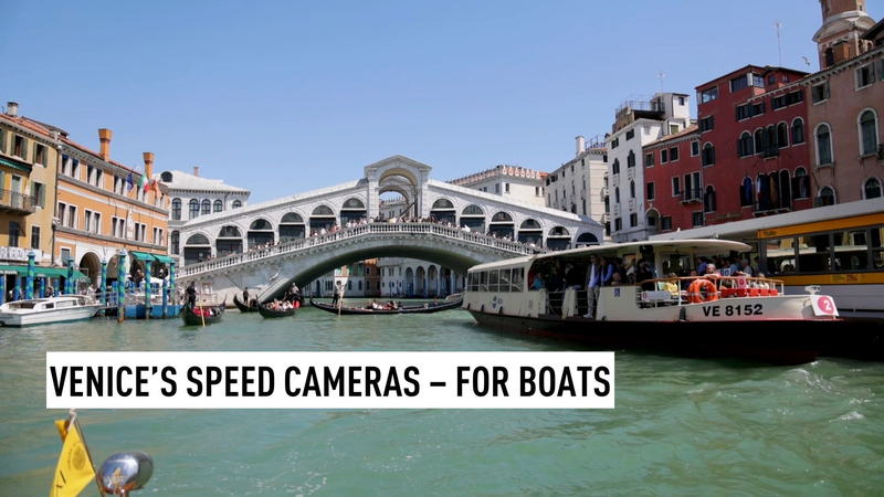 Venice giải quyết hỗn loạn kênh đào với camera tốc độ Venice giải quyết hỗn loạn kênh đào với camera tốc độ video poster