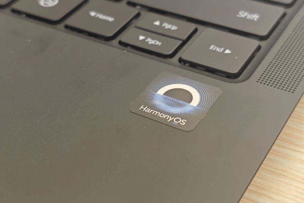 Huawei HarmonyOS PC: Ngoại hình bóng bẩy, chipset gây thất vọng Huawei HarmonyOS PC: Ngoại hình bóng bẩy, chipset gây thất vọng