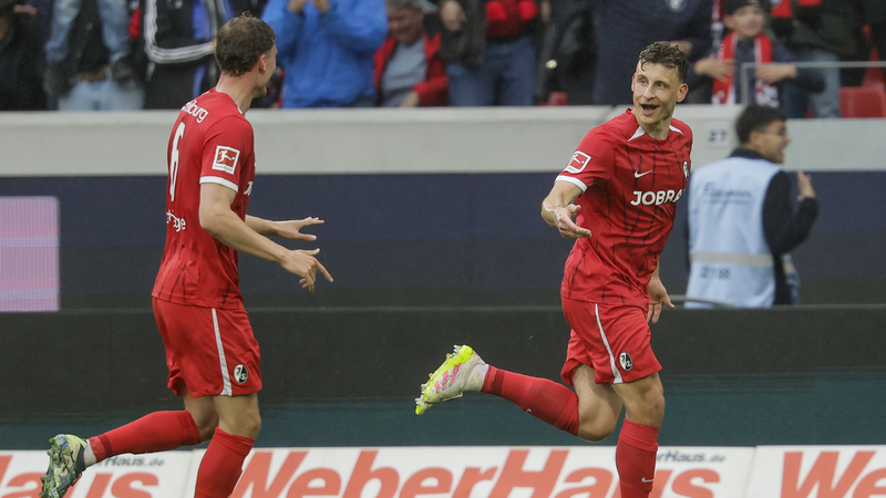 Bayern Munich giành chức vô địch Bundesliga lần thứ 34 trong cuối tuần đầy kịch tính! Bayern Munich giành chức vô địch Bundesliga lần thứ 34 trong cuối tuần đầy kịch tính!
