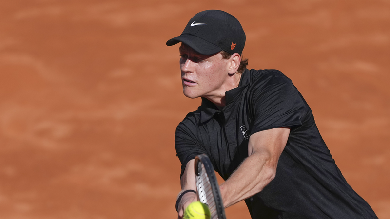 Sinner vượt qua khó khăn tại Italian Open để vào vòng 16 đội Sinner vượt qua khó khăn tại Italian Open để vào vòng 16 đội