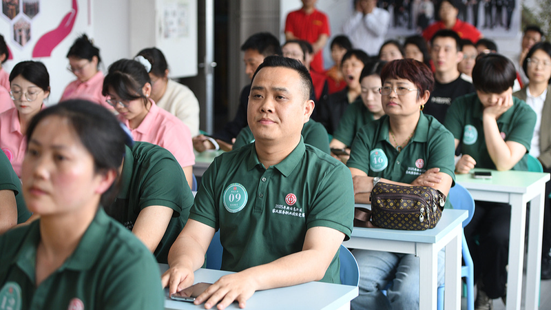 Đại Lục Trung Quốc Tăng Cường Đào Tạo Nghề Cho Nhân Viên Dịch Vụ Gia Đình Đại Lục Trung Quốc Tăng Cường Đào Tạo Nghề Cho Nhân Viên Dịch Vụ Gia Đình