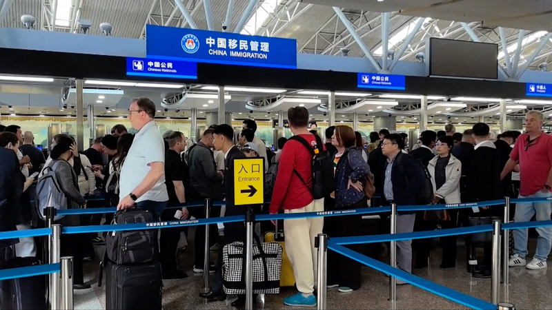 Du lịch đến đại lục Trung Quốc bùng nổ vào kỳ nghỉ lễ tháng Năm Du lịch đến đại lục Trung Quốc bùng nổ vào kỳ nghỉ lễ tháng Năm video poster