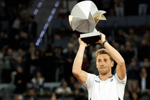 Casper Ruud giành danh hiệu Madrid Open Masters Casper Ruud giành danh hiệu Madrid Open Masters
