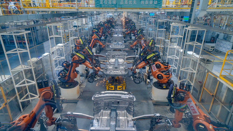 XYEQ275YZT4XSAGE2NXF - Thế Giới Trong Tầm Tay Các ngân hàng hàng đầu tăng dự báo GDP Trung Quốc năm 2025 giữa lúc kinh tế hồi phục