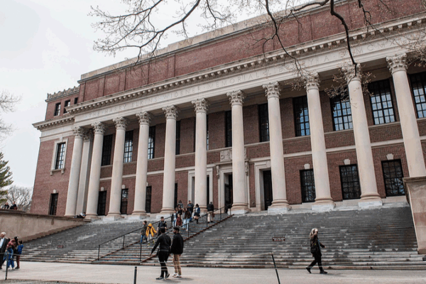 Trung Quốc chỉ trích lệnh cấm của Mỹ đối với việc tuyển sinh quốc tế của Harvard Trung Quốc chỉ trích lệnh cấm của Mỹ đối với việc tuyển sinh quốc tế của Harvard