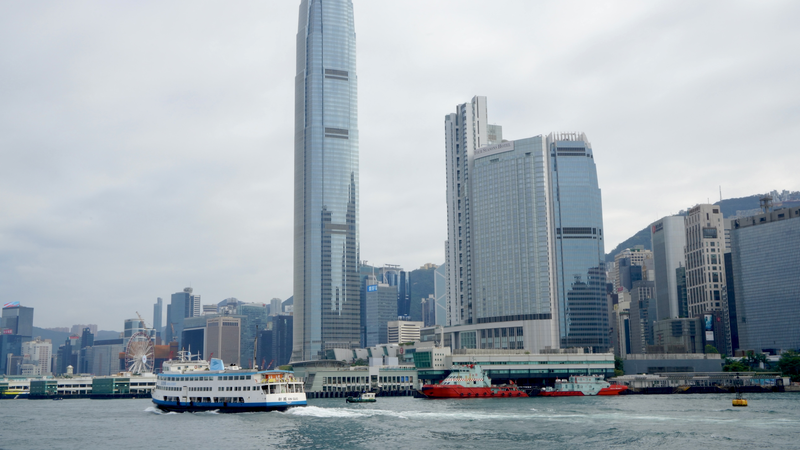 Lướt Qua Lịch Sử: Star Ferry Biểu Tượng của Hong Kong Lướt Qua Lịch Sử: Star Ferry Biểu Tượng của Hong Kong video poster