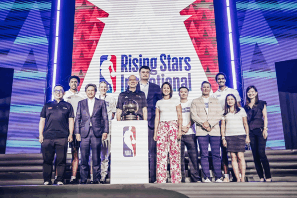 Trường Trung học Tsinghua tỏa sáng tại Giải mời Rising Stars NBA Trường Trung học Tsinghua tỏa sáng tại Giải mời Rising Stars NBA