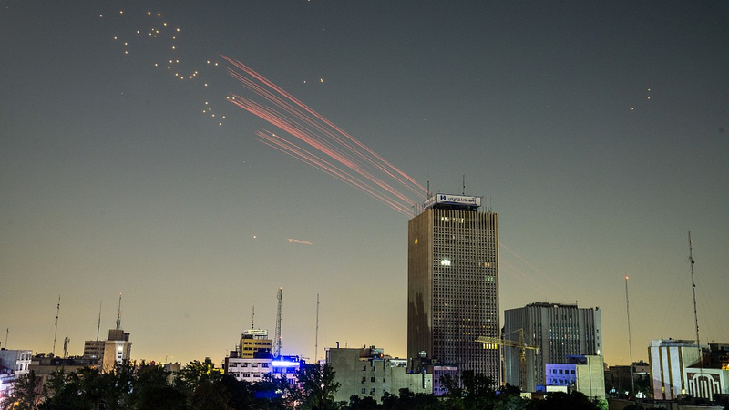 Nhà phân tích: Xung đột Israel-Iran Có khả năng Giới hạn video poster