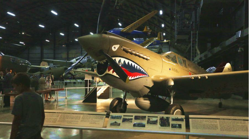 Các Tượng Điêu Khắc Flying Tigers Tôn Vinh 80 Năm Dũng Cảm Tại LA Các Tượng Điêu Khắc Flying Tigers Tôn Vinh 80 Năm Dũng Cảm Tại LA