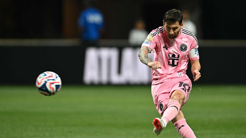 Phép Thuật Đá Phạt Của Messi Nâng Inter Miami Lên Chiến Thắng 2-1 Trước Porto Phép Thuật Đá Phạt Của Messi Nâng Inter Miami Lên Chiến Thắng 2-1 Trước Porto