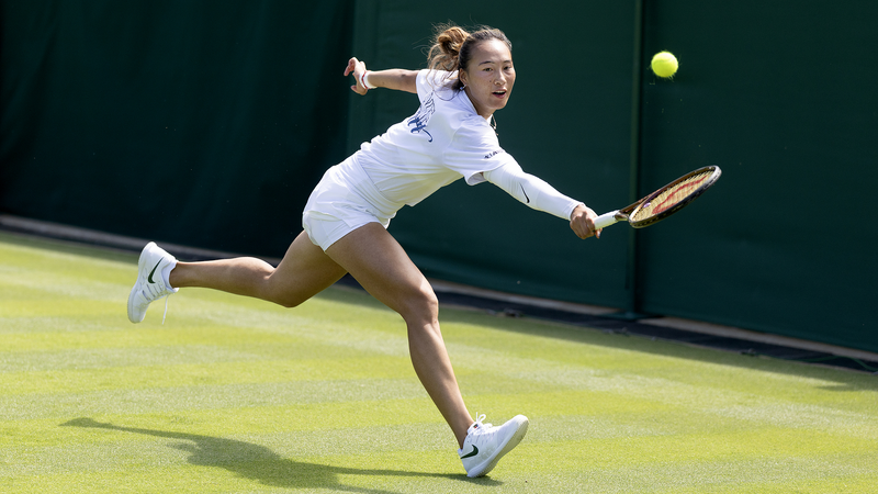 Zheng Qinwen Đối Mặt Siniakova tại Wimbledon Zheng Qinwen Đối Mặt Siniakova tại Wimbledon