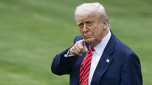 Trump cắt giảm đe dọa đào tạo an toàn thiết yếu cho công việc nguy hiểm ở Mỹ Trump cắt giảm đe dọa đào tạo an toàn thiết yếu cho công việc nguy hiểm ở Mỹ