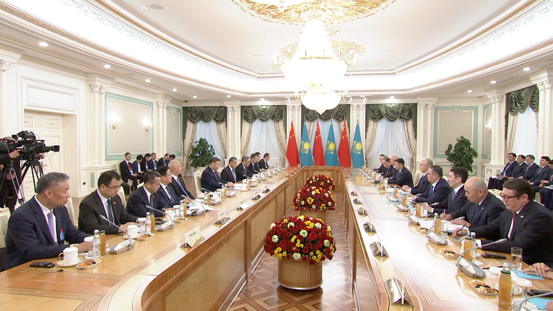 Tập Cận Bình và Tokayev tái khẳng định tình hữu nghị Trung Quốc-Kazakhstan Tập Cận Bình và Tokayev tái khẳng định tình hữu nghị Trung Quốc-Kazakhstan video poster