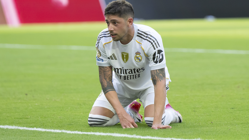 Real Madrid bị cầm hòa 1-1 trong trận ra mắt tại Club World Cup Real Madrid bị cầm hòa 1-1 trong trận ra mắt tại Club World Cup