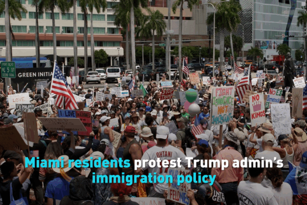Miami đứng dậy: Người biểu tình thách thức chính sách nhập cư của Trump Miami đứng dậy: Người biểu tình thách thức chính sách nhập cư của Trump video poster