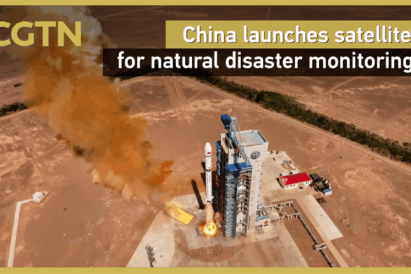 Trung Quốc phóng vệ tinh giám sát thiên tai Zhangheng 1-02 video poster