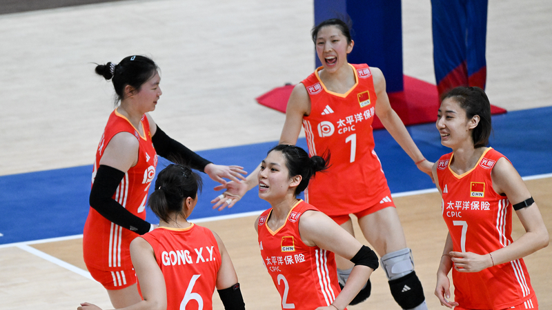 Trung Quốc đánh bại Nhật Bản 3-1 tại Giải bóng chuyền Nations League Hồng Kông Trung Quốc đánh bại Nhật Bản 3-1 tại Giải bóng chuyền Nations League Hồng Kông